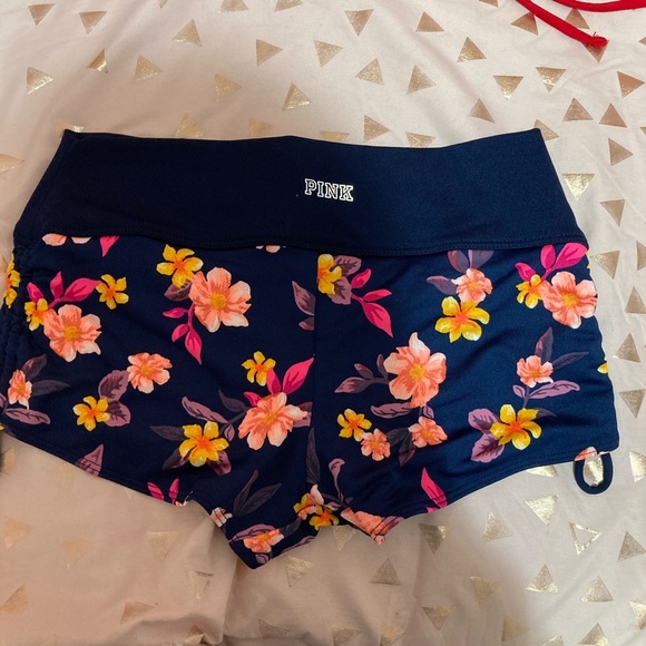 pink vs gym to swim shorts - Picture 4 of 4